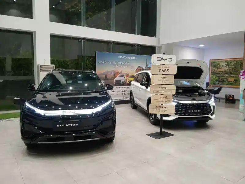 Dokumentasi backdrop untuk acara klien BYD